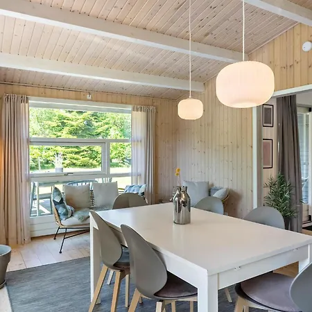 بيت للعطل 3 Bedroom Awesome In Vaeggerlose