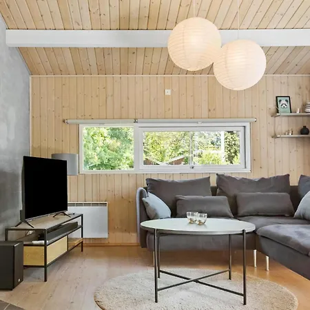 3 Bedroom Awesome In Vaeggerlose