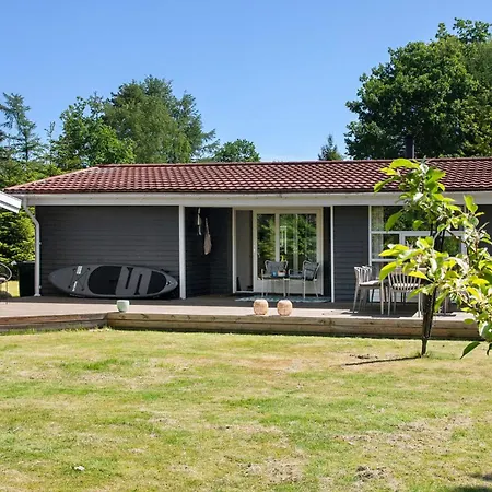 3 Bedroom Awesome In Vaeggerlose *