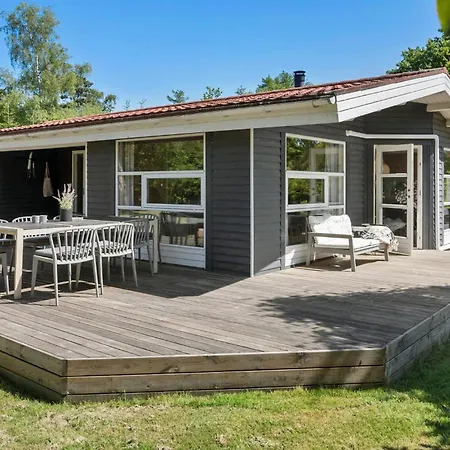 3 Bedroom Awesome In Vaeggerlose * Bøtø By