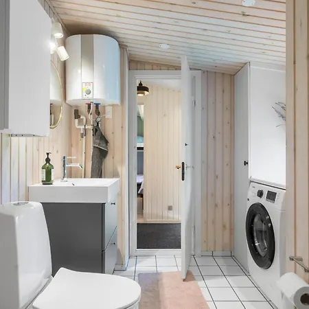 3 Bedroom Awesome In Vaeggerlose Дом отдыха Boto By