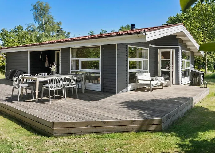 3 Bedroom Awesome In Vaeggerlose * Boto By